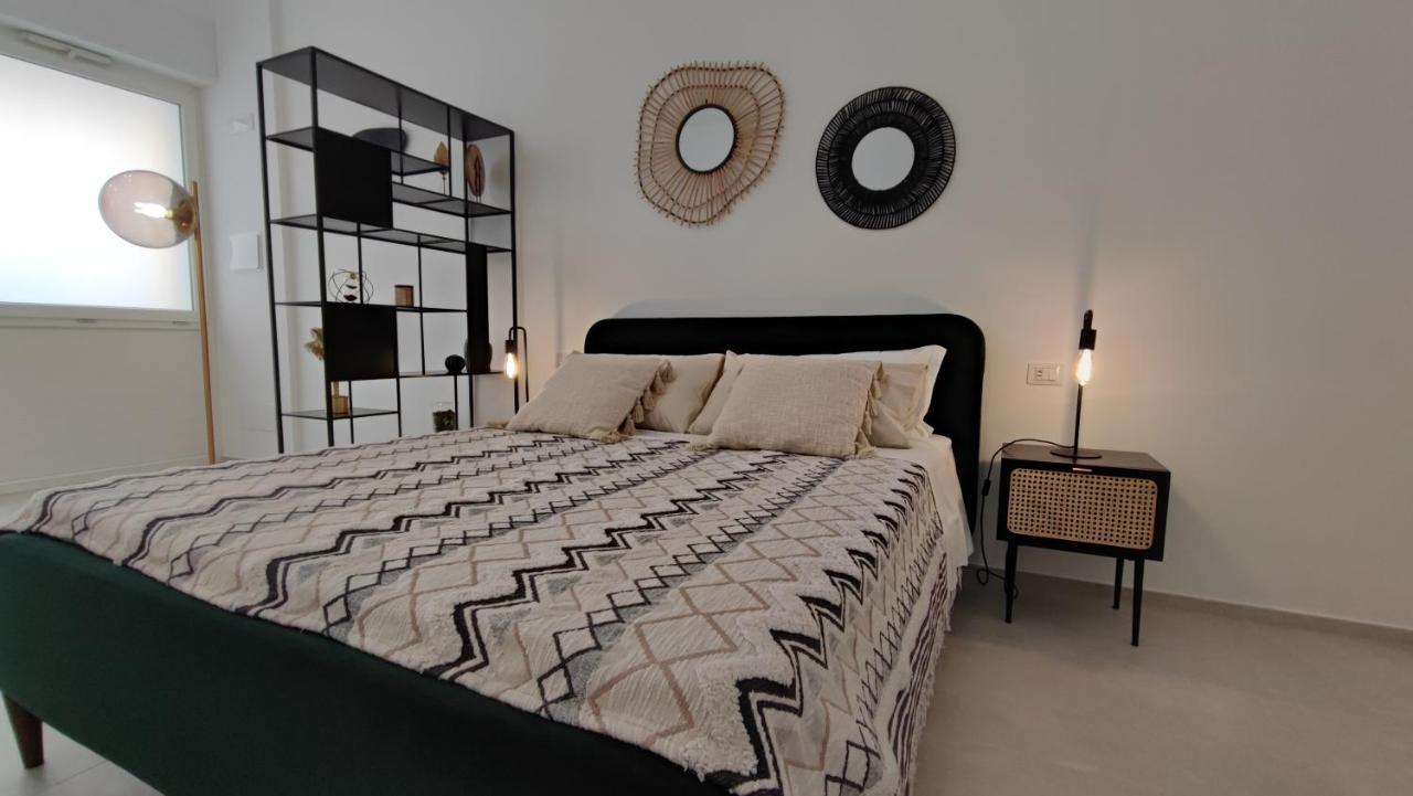 Dimore Gilas - Suite Menta โมโนโปลี ภายนอก รูปภาพ