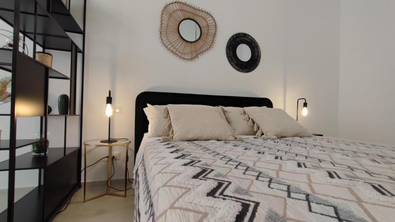 Dimore Gilas - Suite Menta โมโนโปลี ภายนอก รูปภาพ